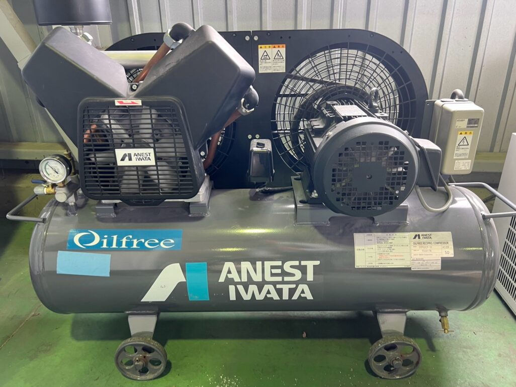 IWATA  OILFREE